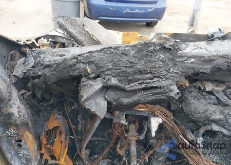 2016 Jeep Grand Cherokee High Altitude z USA, uszkodzony, nr VIN 1C4RJECG0GC339909